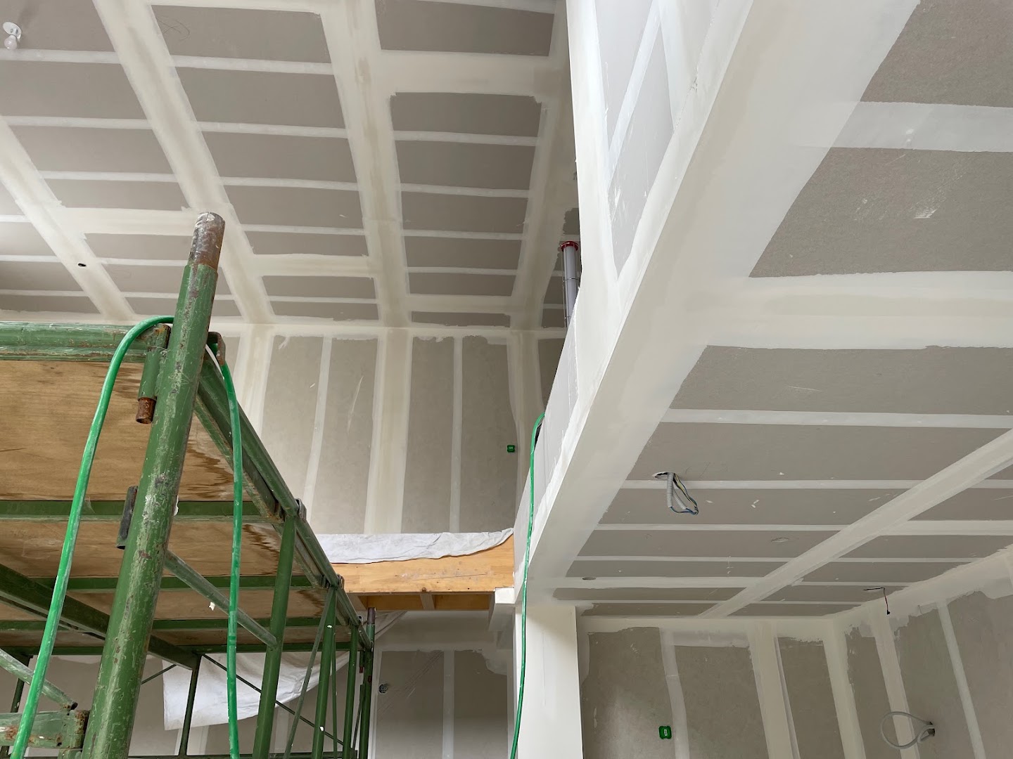 HUGUET SEBASTIEN — Photos 3