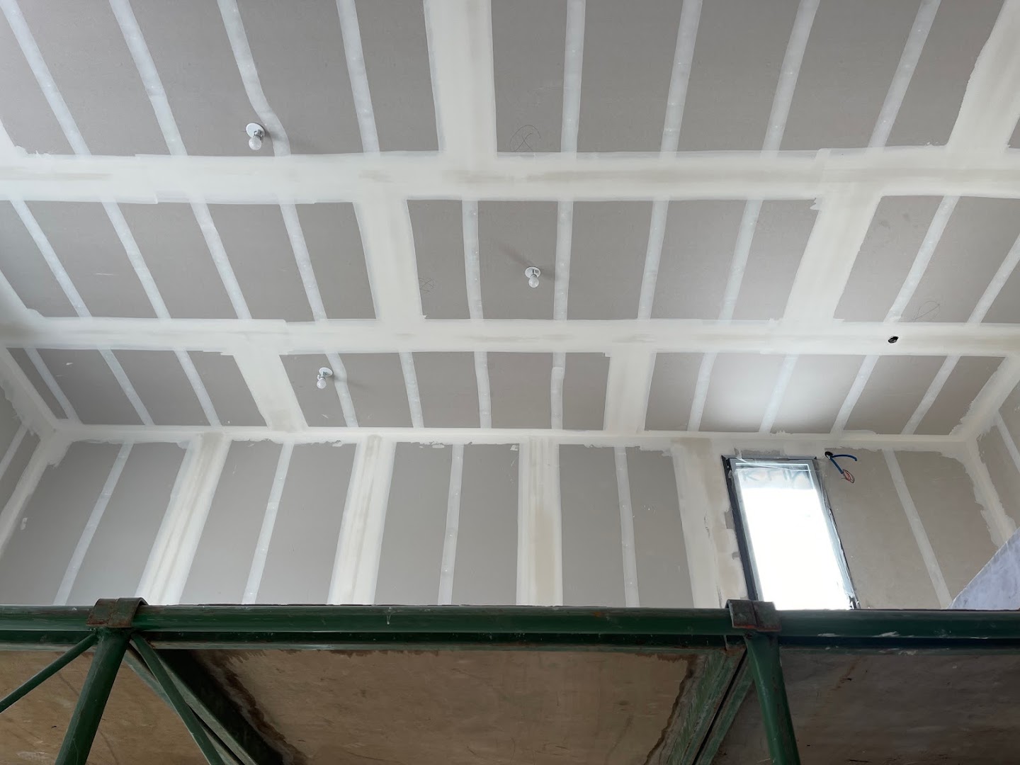 HUGUET SEBASTIEN — Photos 4